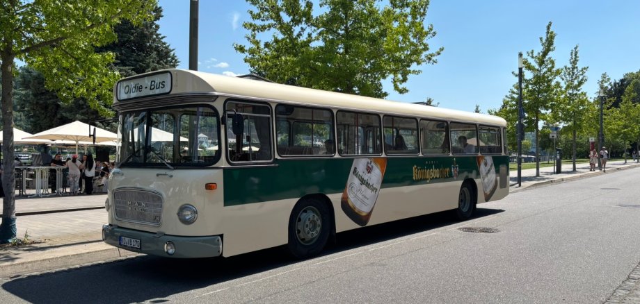 Oldtimer-Bus der koveb aus dem Jahr 1970