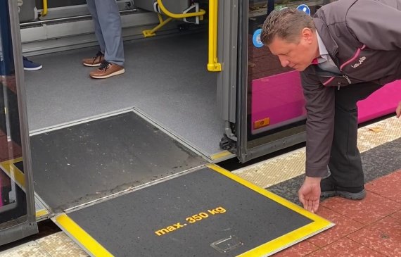 Barrierefreiheit koveb Bus