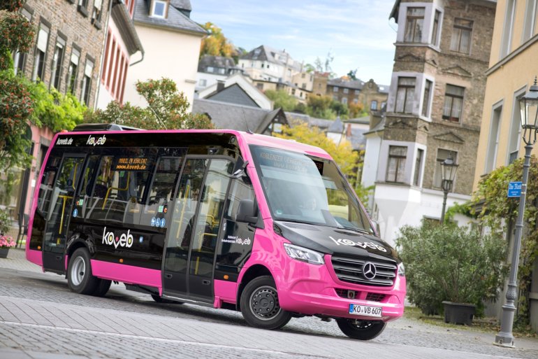 Minibus koveb Der Minibus der koveb in der Altstadt von Koblenz